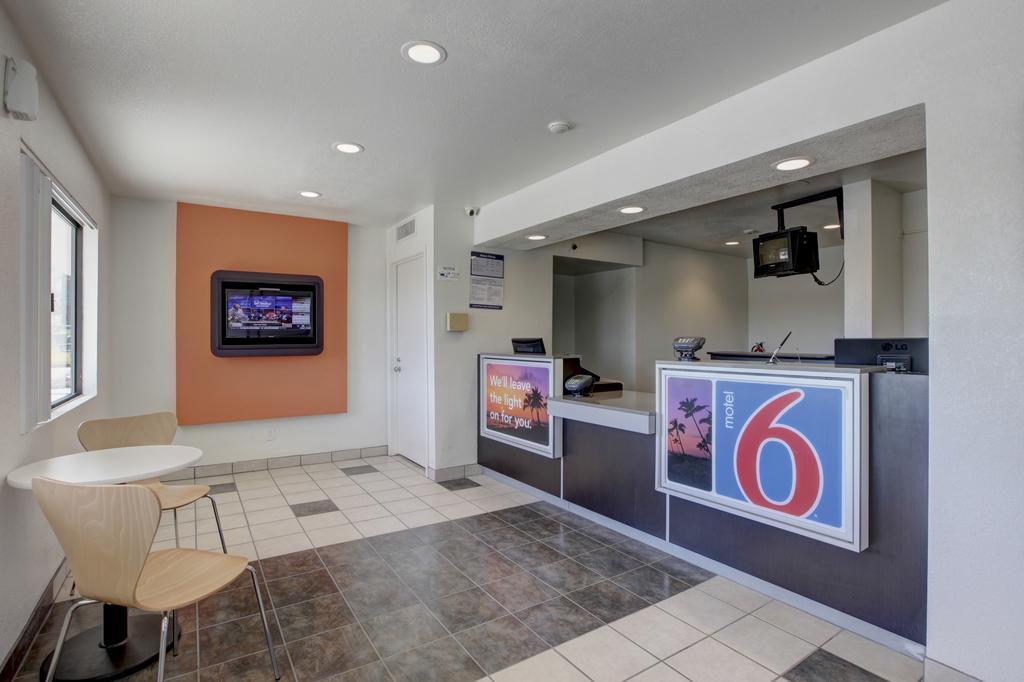 Motel 6-Corona, Ca ภายนอก รูปภาพ