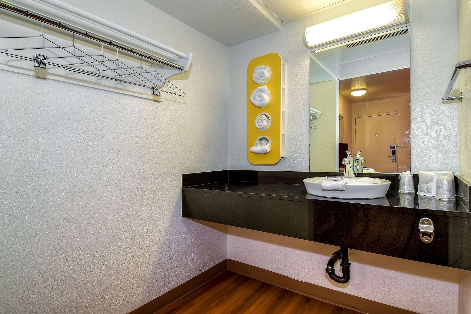 Motel 6-Corona, Ca ภายนอก รูปภาพ