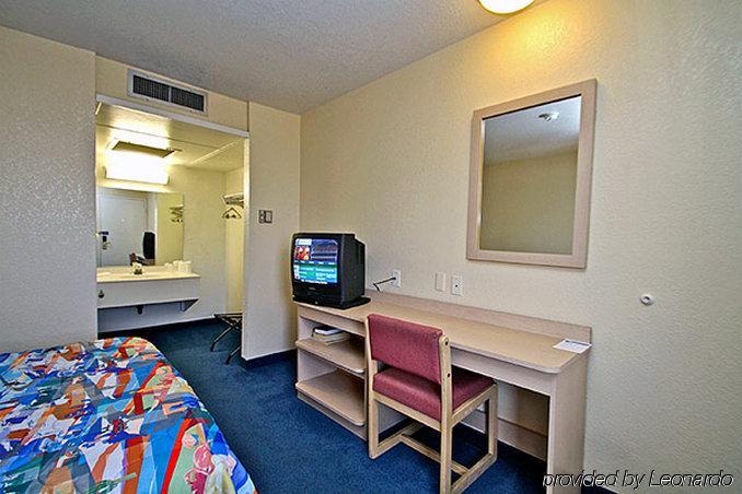 Motel 6-Corona, Ca ภายนอก รูปภาพ