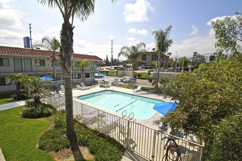 Motel 6-Corona, Ca ภายนอก รูปภาพ
