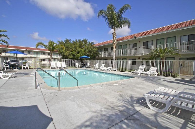 Motel 6-Corona, Ca ภายนอก รูปภาพ